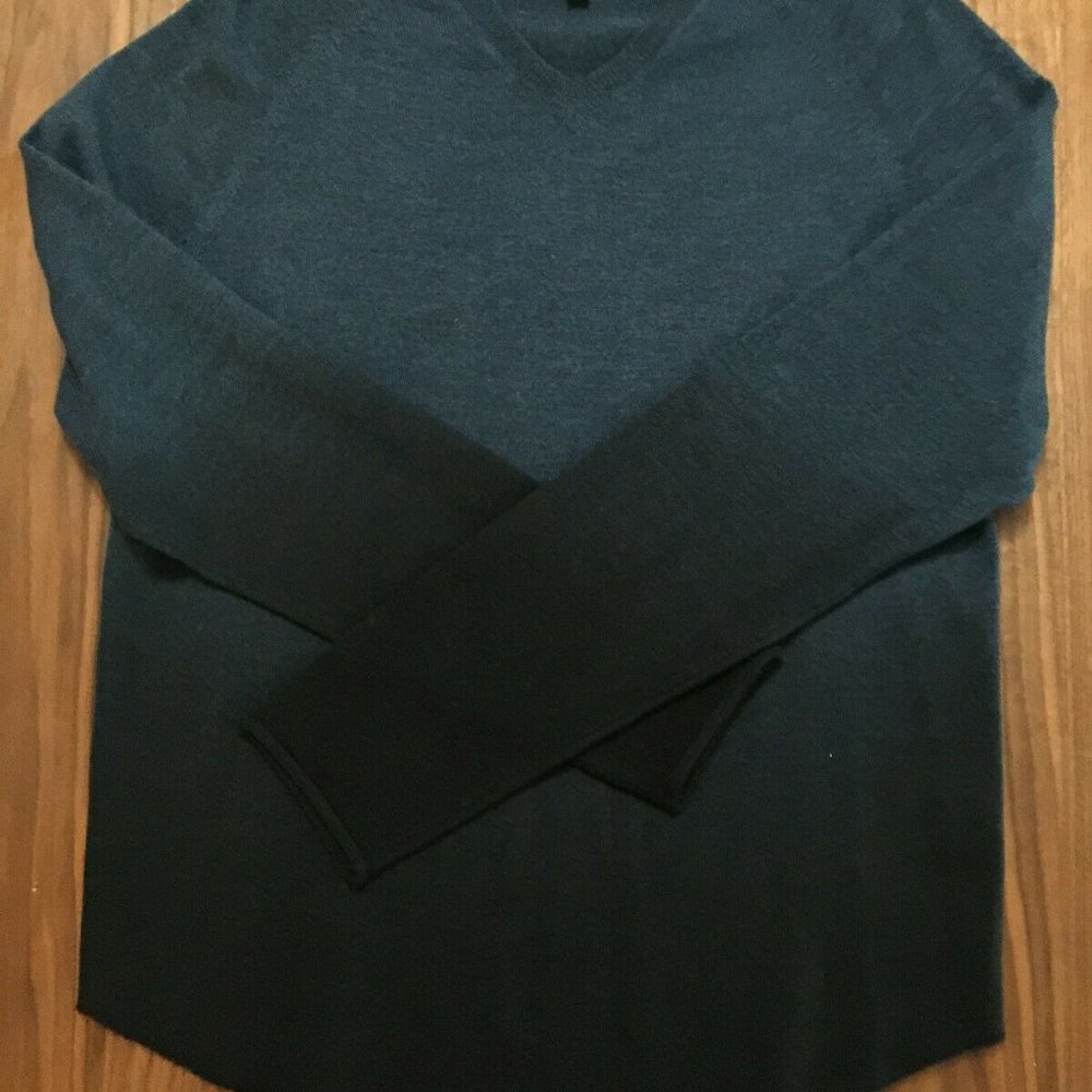 Juicy Couture  sweater Ombre knit  Men's Sweater M